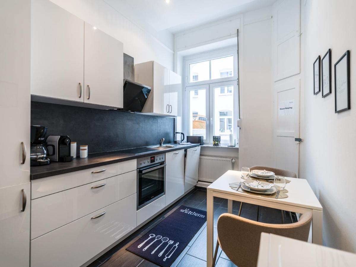 Hochwertige Altbauwohnung Im Modernen Stil In Wiesbaden - Kueche - Terrasse - Wlan - Zentral Exterior foto
